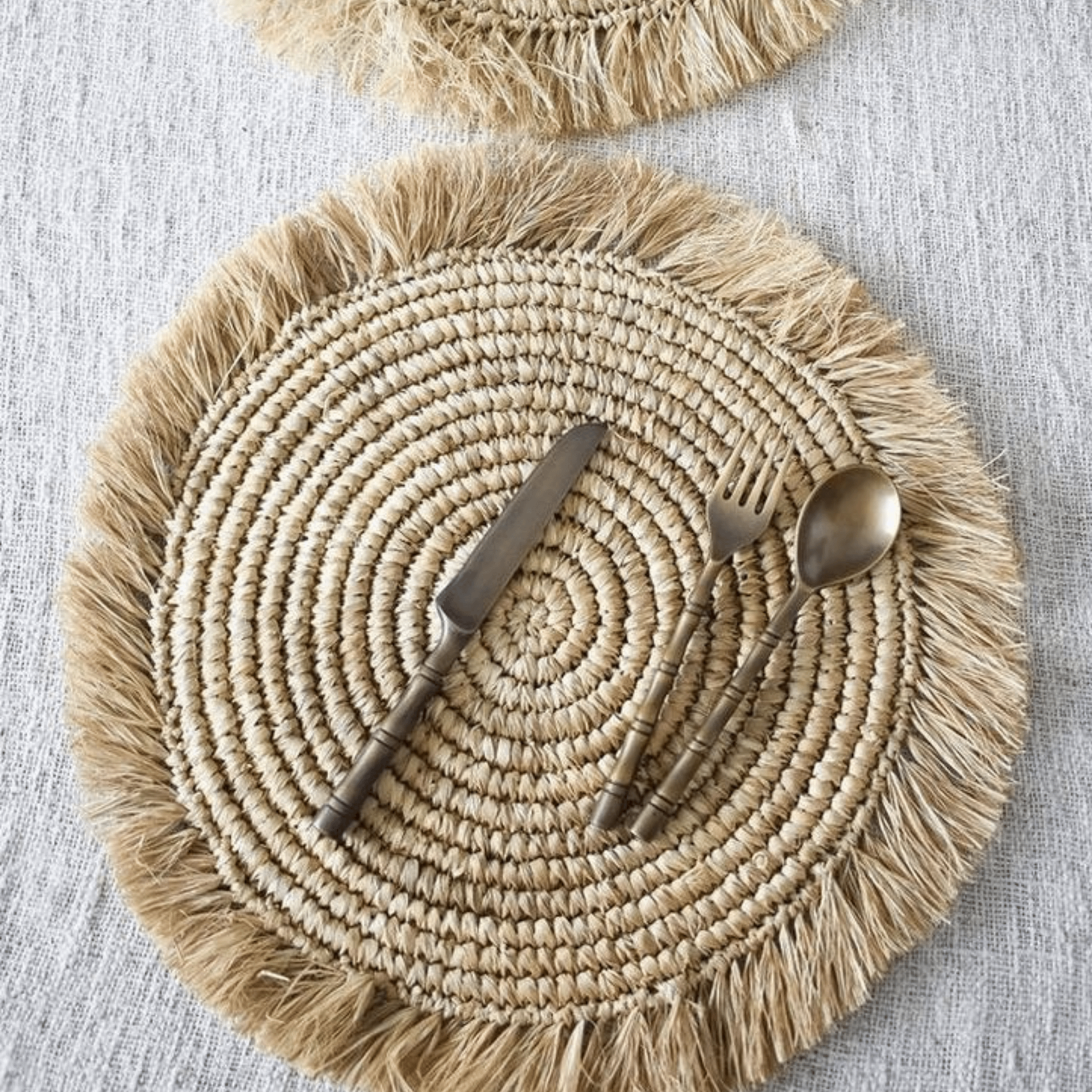 placemat raffia